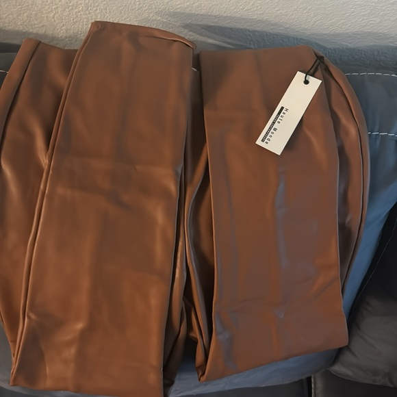 Brown leather leggings - Picture 2 of 3